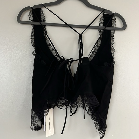 Commense tie top - Picture 4 of 4